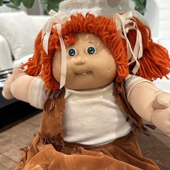 VINTAGE CABBAGE PATCH DOLL  RED HAIR ORIGINAL 1980's - Picture 2 of 9